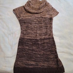 L.E.I. Brown Ombre Cap Sleeve Sweater Tunic, size L.